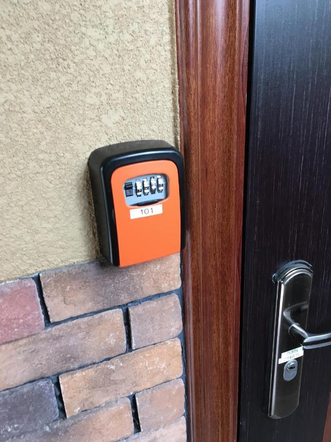 玉出202 Wifi付 玉出駅から徒歩2分 地下鉄難波迄8分 Apartment Osaka Ngoại thất bức ảnh